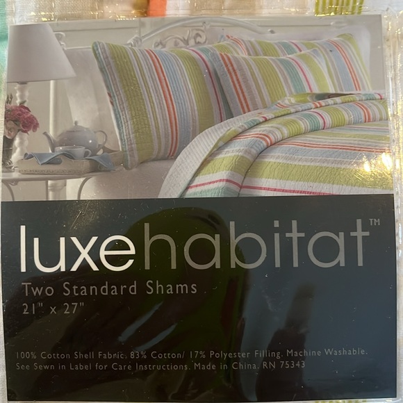 LUXE HABITAT 2 quilted striped standard pillow shams 21 x 27” NEW - Picture 2 of 3